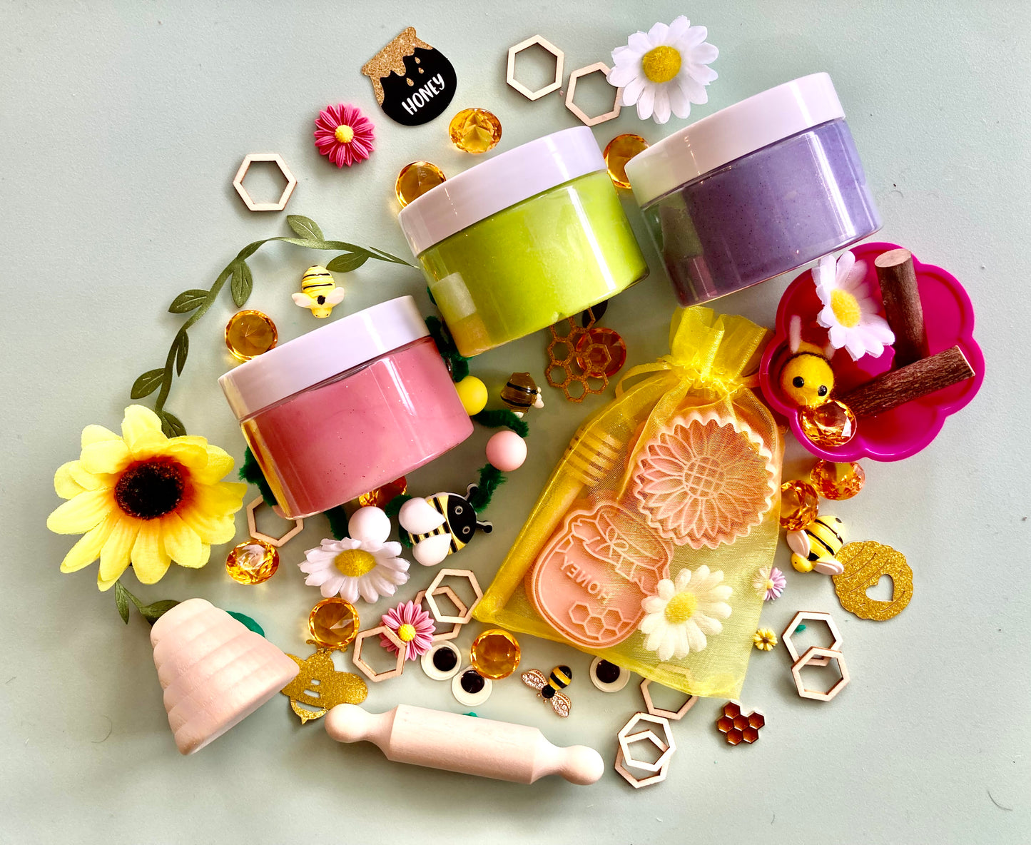 Bees & Blooms Sensory Play Nest Kit
